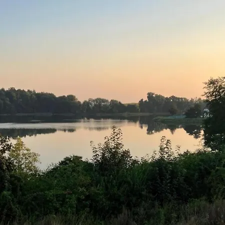 Villavilla 764 - Am See, Deutschland *